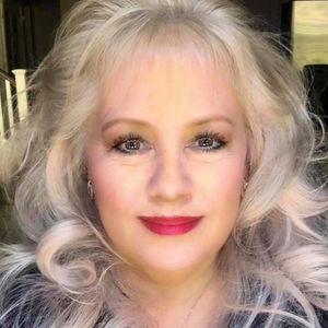 Meet your Posher, Pamela